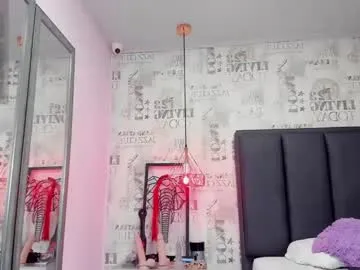 mileyerikson Image 12