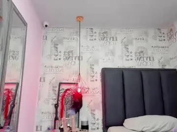 mileyerikson Image 15