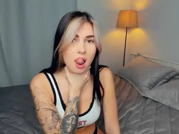 chabibiann – webcam model profile photo Image 11