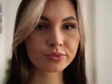 to4ka-gi – webcam model profile photo Image 4