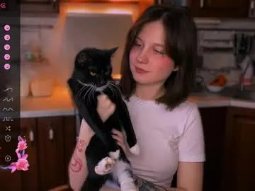 MiaTonyy – webcam model profile photo Image 10