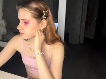 missale – webcam model profile photo Image 4