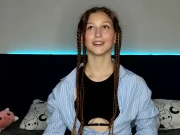 Marisa12 – webcam model profile photo Image 2