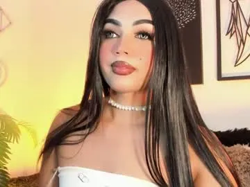 sunshinehella – webcam model profile photo Image 10