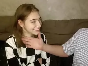 shiny-lily – webcam model profile photo Image 13