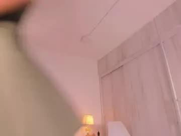 missjuliaa_ Image 11
