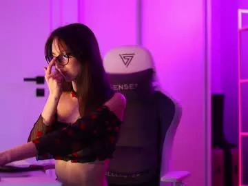 your_dolls – webcam model profile photo Image 5