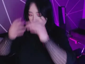 MaddieBryggs – webcam model profile photo Image 2