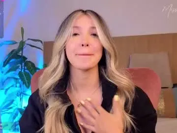 PeachGirl – webcam model profile photo Image 11