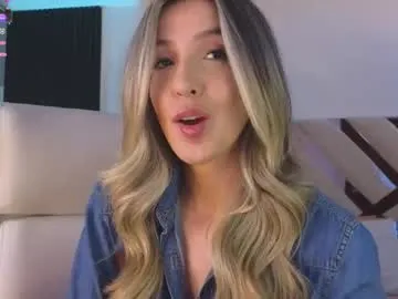 PeachGirl – webcam model profile photo Image 16