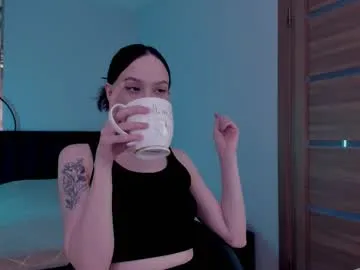 xunybany – webcam model profile photo Image 10