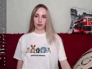 queenteex6999 – webcam model profile photo Image 2