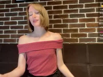 MiaLiaHot – webcam model profile photo Image 14