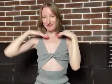 MiaLiaHot – webcam model profile photo Image 16