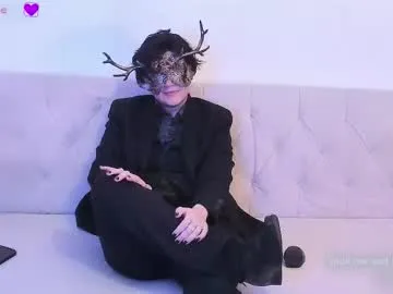 busenok – webcam model profile photo Image 12