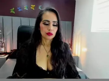 hotbronzeada – webcam model profile photo Image 19