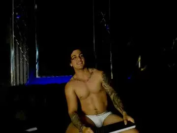 noah_devil_ – webcam model profile photo Image 12