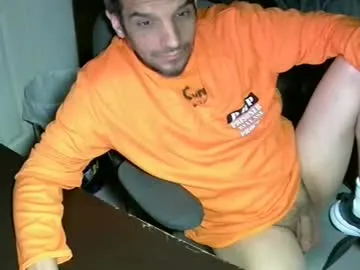 Anallovess – webcam model profile photo Image 16