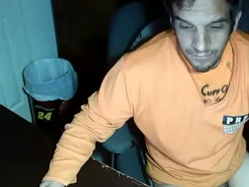 Anallovess – webcam model profile photo Image 9