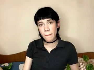 Mediumsomnambula – webcam model profile photo Image 2