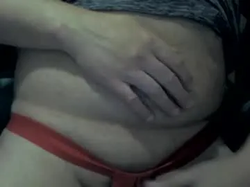 MinniMia – webcam model profile photo Image 4