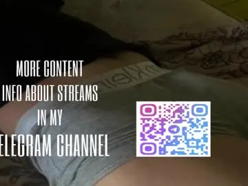 LinaTwins – webcam model profile photo Image 11