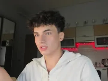 LinaTwins – webcam model profile photo Image 17