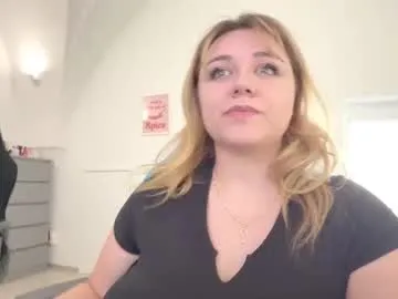 soffy-and-boss – webcam model profile photo Image 7