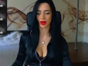 naomiscarlett Image 3