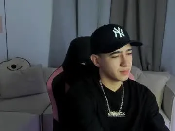 MurkaLux – webcam model profile photo Image 5