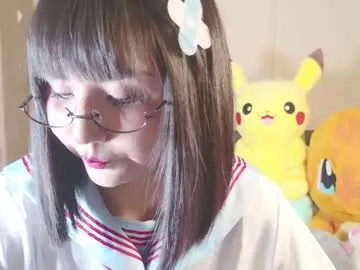 shiny-lily – webcam model profile photo Image 11