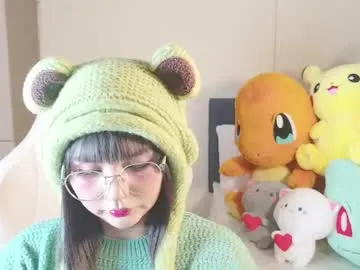 shiny-lily – webcam model profile photo Image 17