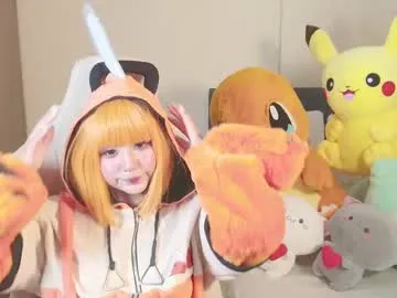 shiny-lily – webcam model profile photo Image 18