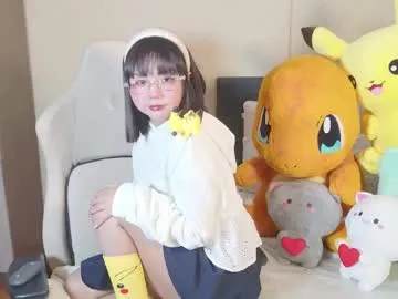 shiny-lily – webcam model profile photo Image 8