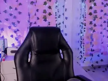 hotbronzeada – webcam model profile photo Image 15