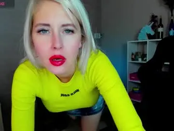 vika_loves_you – webcam model profile photo Image 17