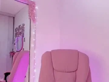 GeminiCode22 – webcam model profile photo Image 6