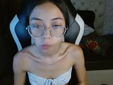 Likachkaa – webcam model profile photo Image 19