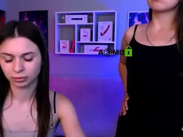 xlunami – webcam model profile photo Image 10