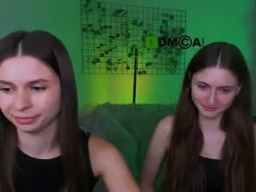 xlunami – webcam model profile photo Image 11