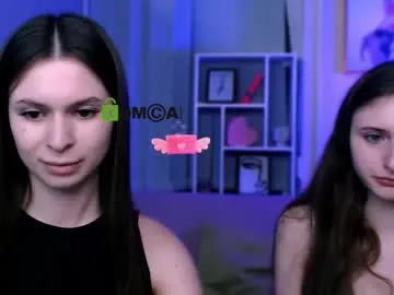 xlunami – webcam model profile photo Image 5