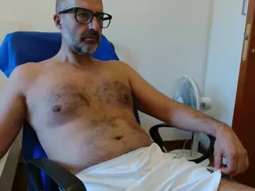 xunybany – webcam model profile photo Image 6