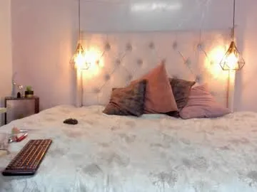 mara_summer – webcam model profile photo Image 14