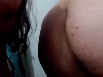 heyhorny_cb – webcam model profile photo Image 16