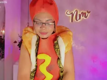 xlunami – webcam model profile photo Image 12