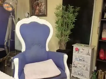 mikka_ela – webcam model profile photo Image 4