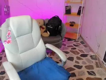 breezywinds963 – webcam model profile photo Image 8