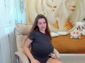 millemimi – webcam model profile photo Image 13