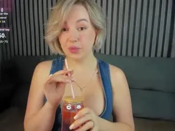 GeminiCode22 – webcam model profile photo Image 11