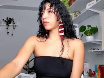 kikiolovely – webcam model profile photo Image 11